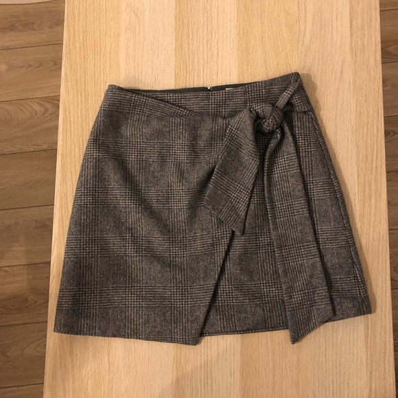 Wilfred wool wrap front skirt - Picture 3 of 6